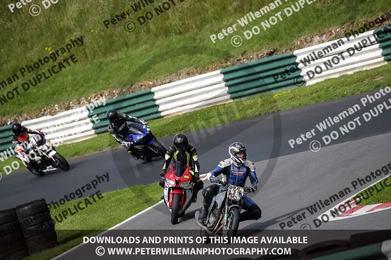 cadwell no limits trackday;cadwell park;cadwell park photographs;cadwell trackday photographs;enduro digital images;event digital images;eventdigitalimages;no limits trackdays;peter wileman photography;racing digital images;trackday digital images;trackday photos